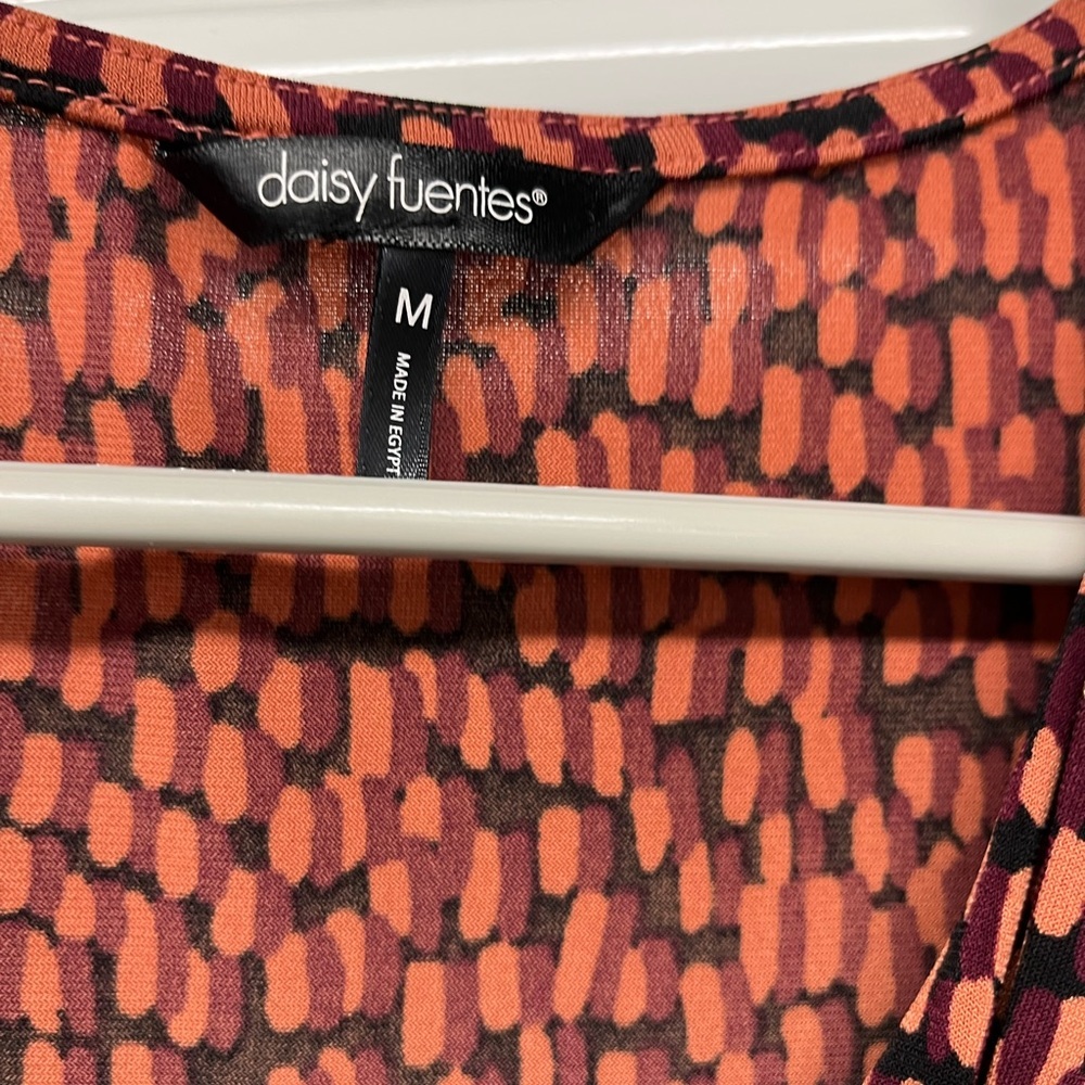 Daisy Fuentes Orange and Black Patterned Top Size M - Picture 5 of 7